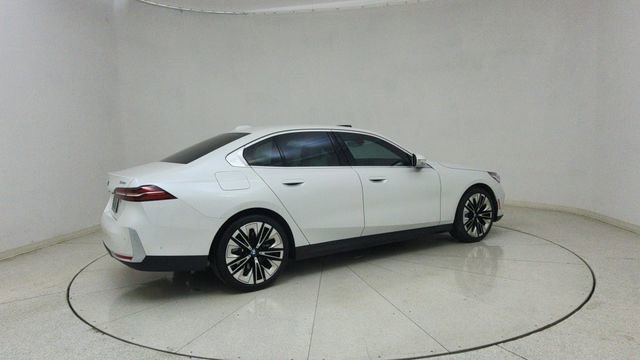 Used 2026 BMW 540i xDrive image 70