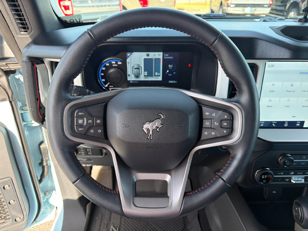 Used 2024 Ford Bronco Heritage Edition AWD/4WD image 19