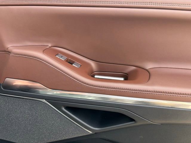 Used 2025 Lincoln Navigator Reserve image 23