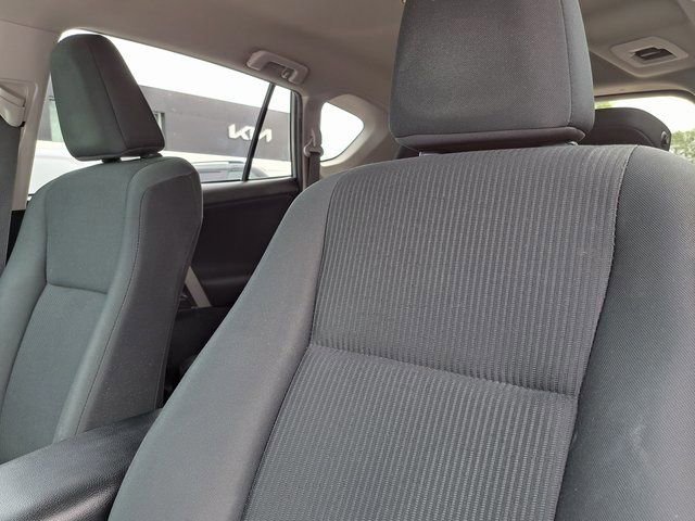 Used 2018 Toyota RAV4 LE w/ All Weather Liner Package AWD/4WD image 22