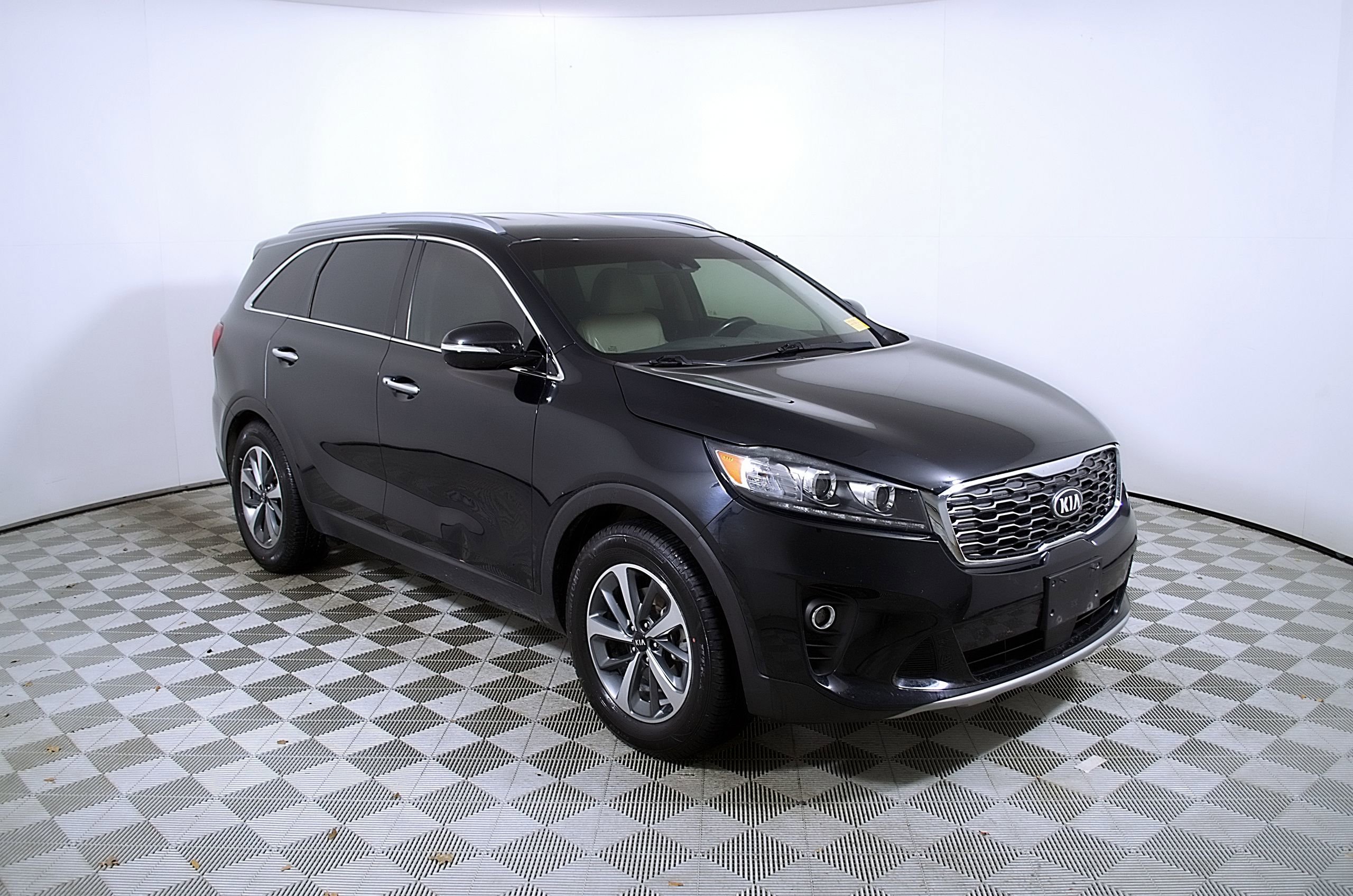 Used 2019 Kia Sorento EX FWD image 7