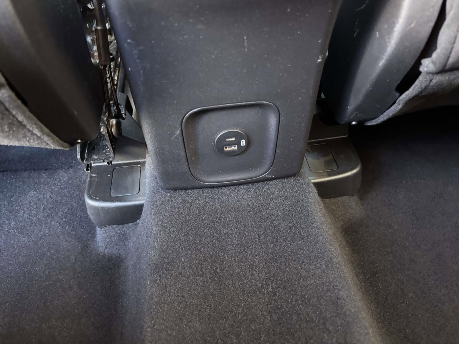 Certified 2022 Ford Escape SE image 34