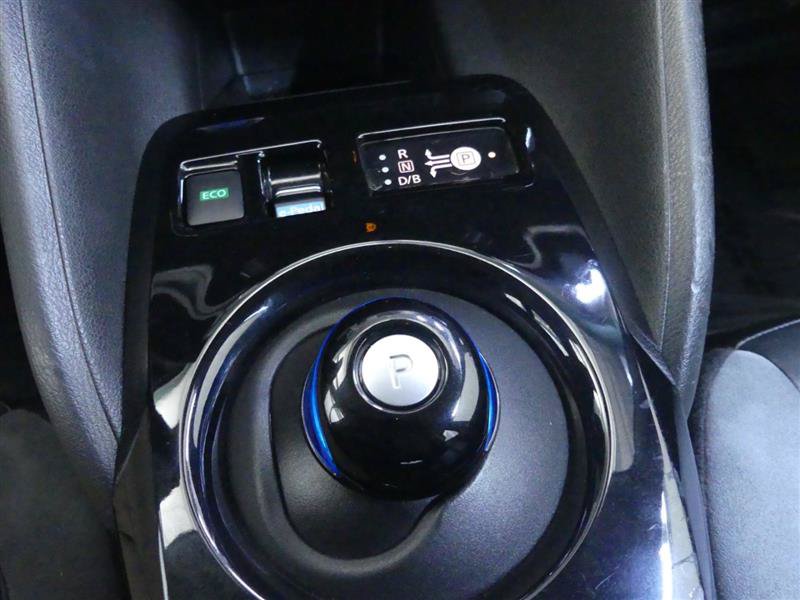 Used 2018 Nissan Leaf SL w/ SL Technology Package FWD image 14