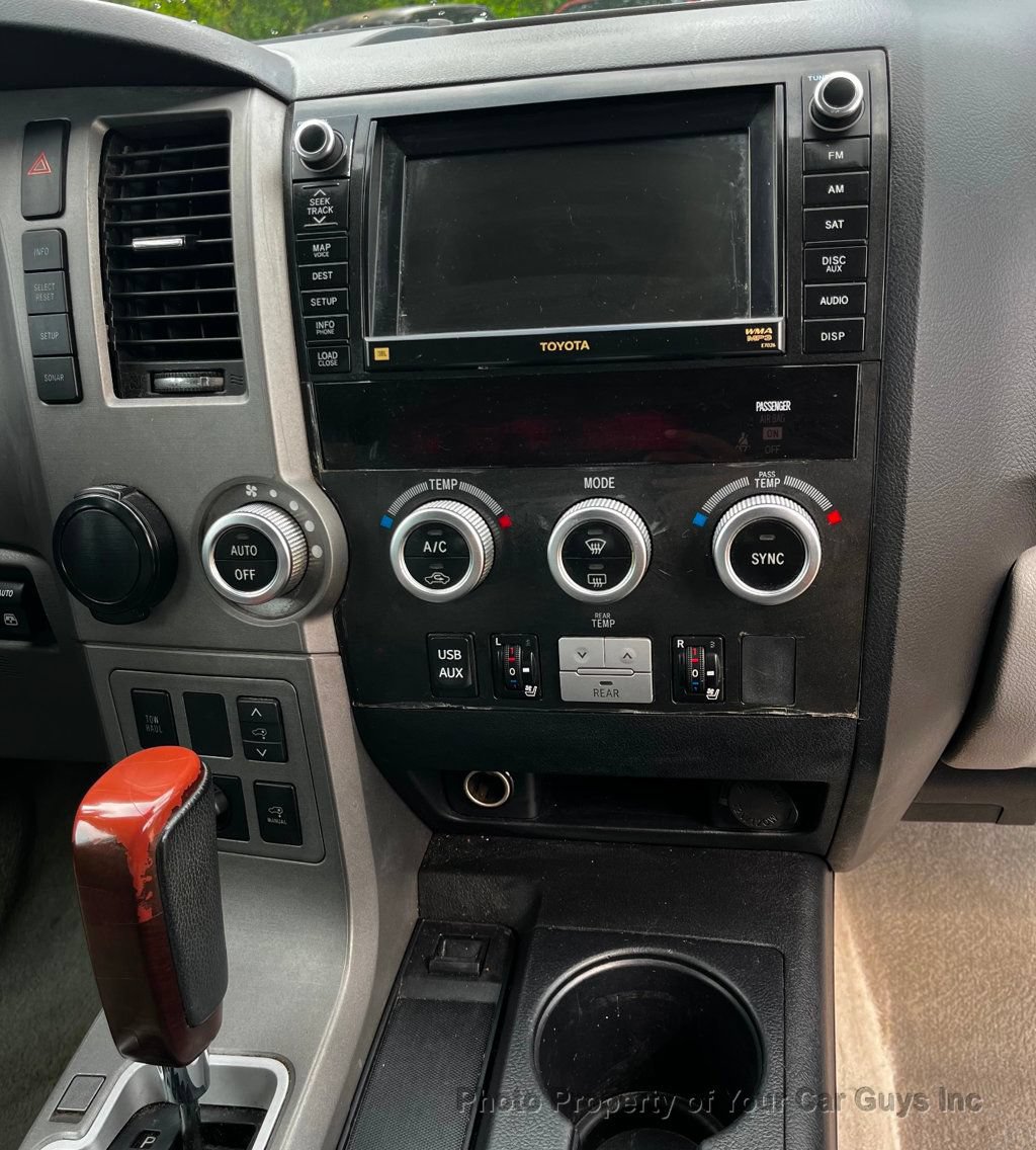 Used 2011 Toyota Sequoia Platinum RWD image 21