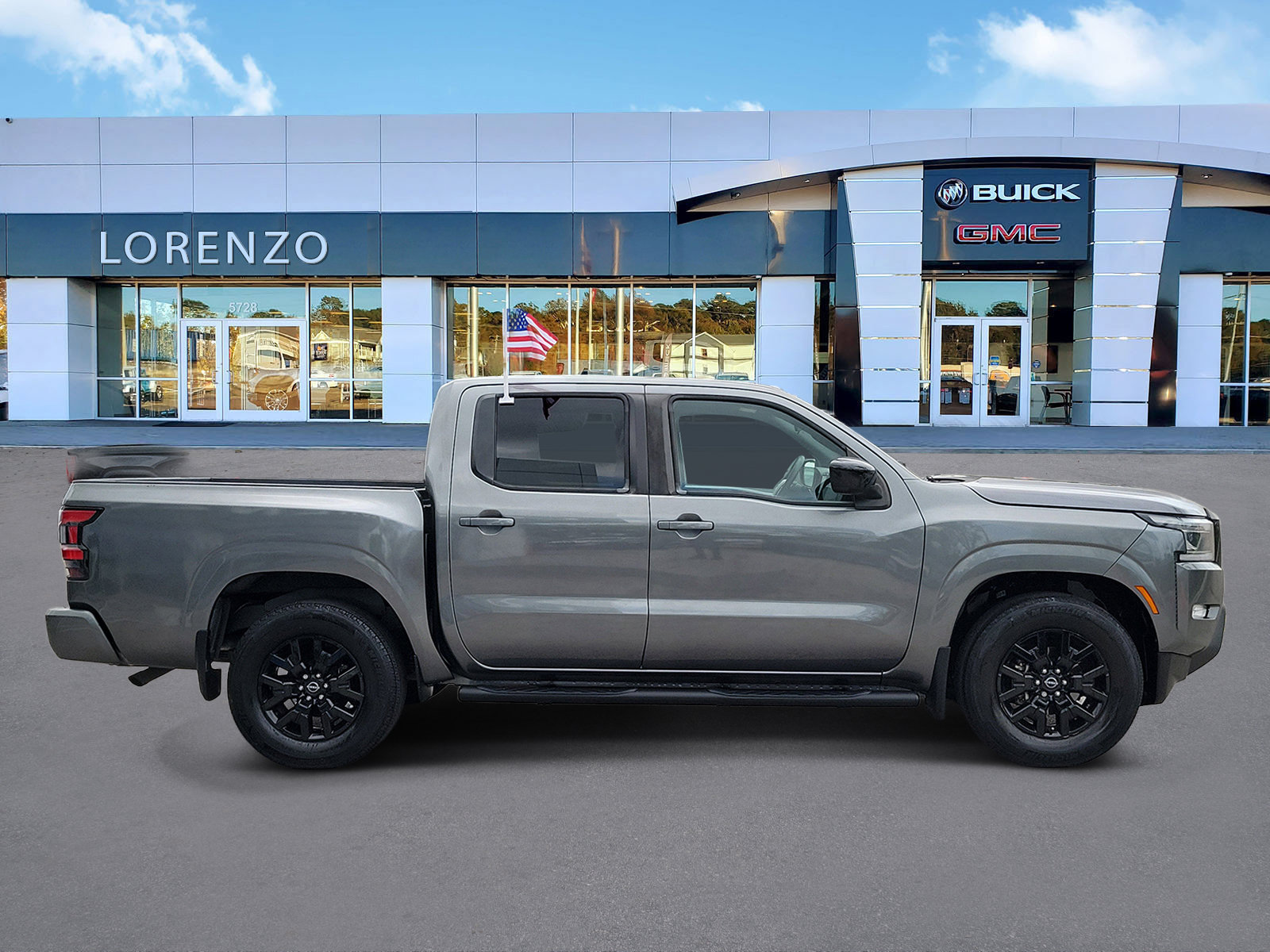 Used 2023 Nissan Frontier SV w/ Midnight Edition Package RWD image 4