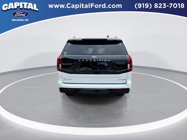 Certified 2025 Ford Expedition Active AWD/4WD image 7