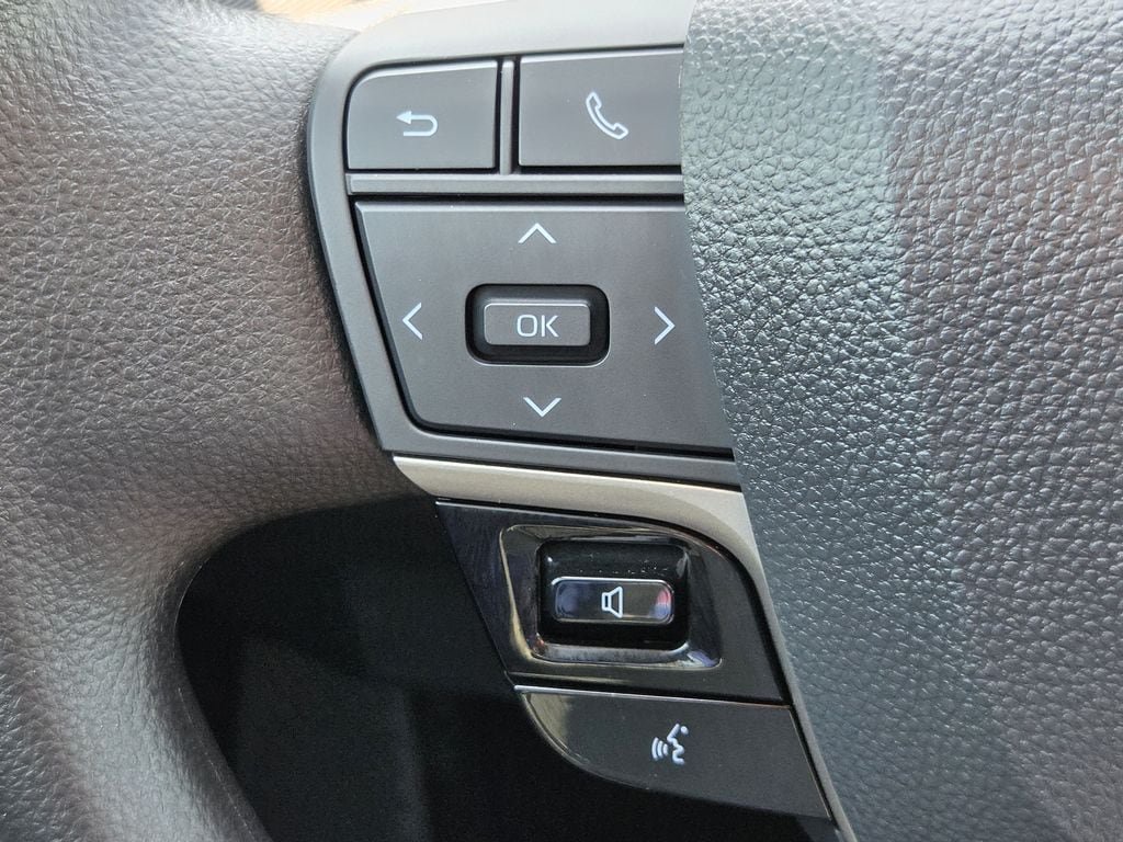 Used 2026 Toyota Camry LE w/ Convenience Package FWD image 24