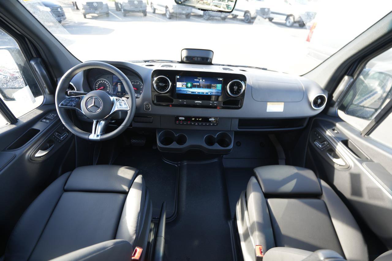 New 2026 Mercedes-Benz Sprinter 2500 image 19