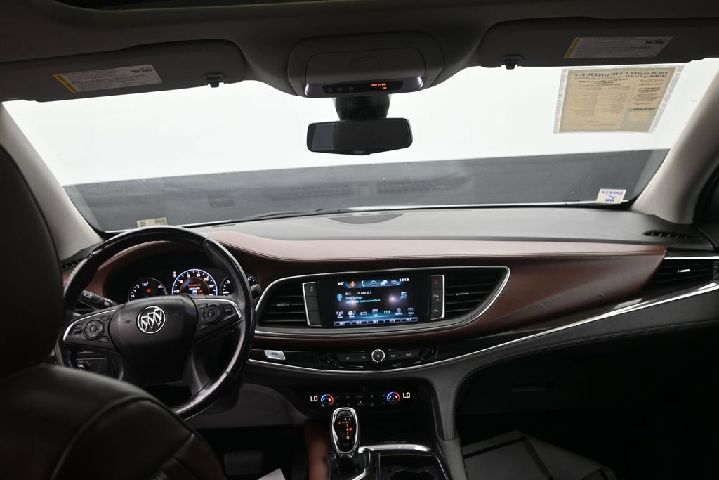 Used 2018 Buick Enclave Avenir FWD image 15