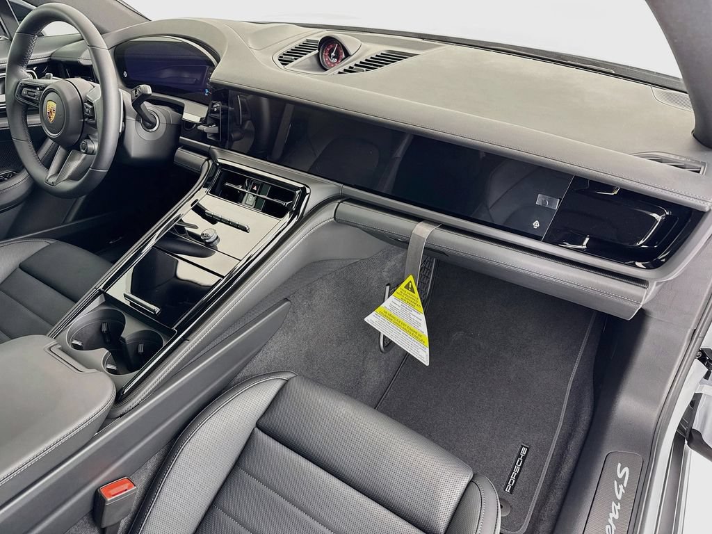 New 2026 Porsche Panamera 4S AWD/4WD image 31