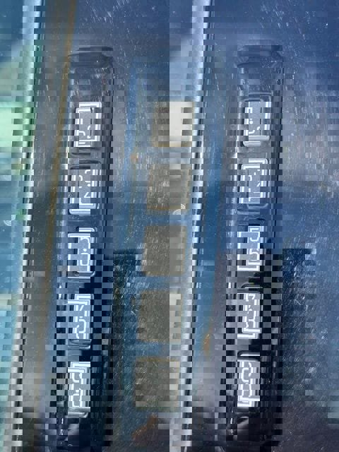 Certified 2022 Ford F250 Lariat w/ Snow Plow Prep Package image 10