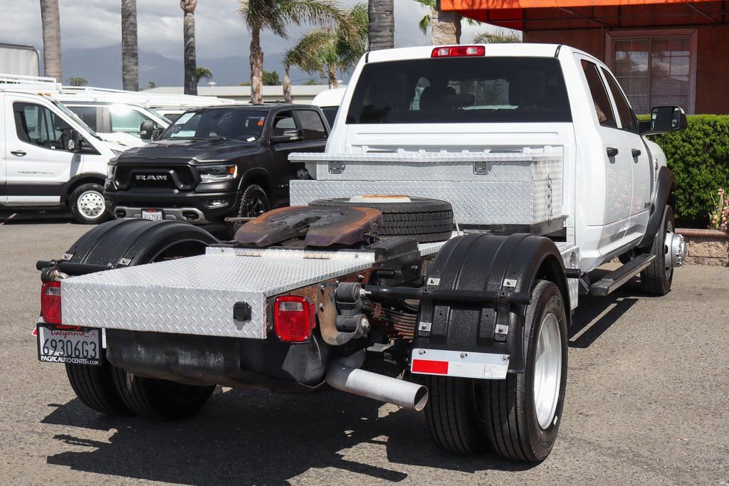 Used 2021 RAM 5500 Tradesman w/ Chrome Appearance Group image 8