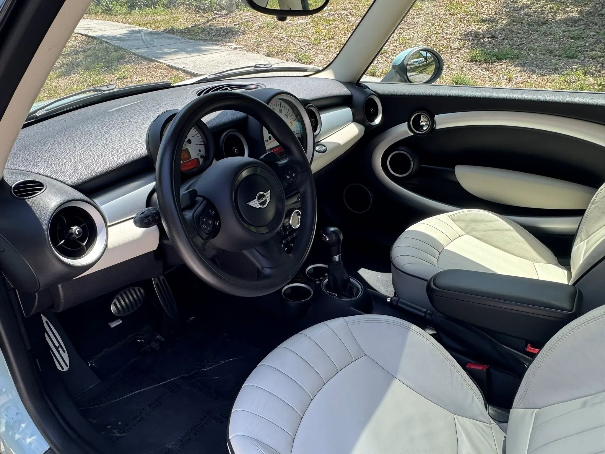 Used 2013 MINI Cooper Clubman S image 11