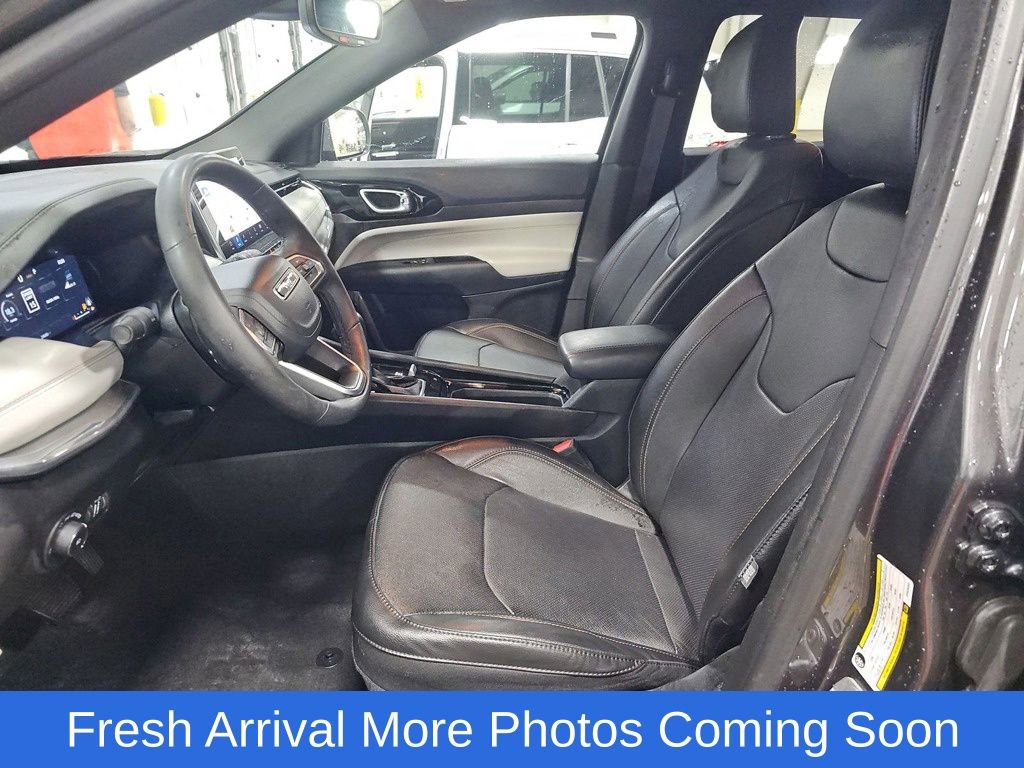 Used 2023 Jeep Compass Limited w/ Elite Group AWD/4WD image 14