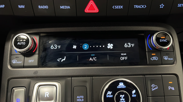 Used 2025 Hyundai Palisade Calligraphy AWD/4WD image 18