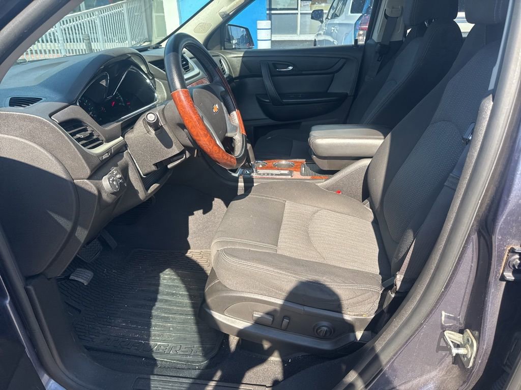 Used 2014 Chevrolet Traverse LT w/ All-Star Edition FWD image 11