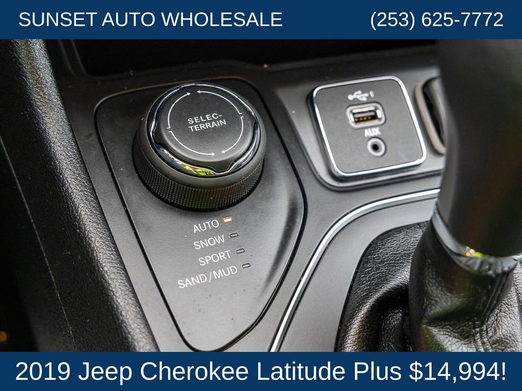 Used 2019 Jeep Cherokee Latitude Plus image 57