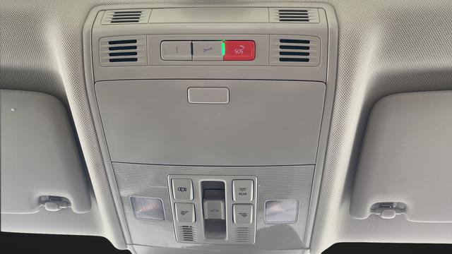 Used 2024 Volkswagen Jetta SEL FWD image 35