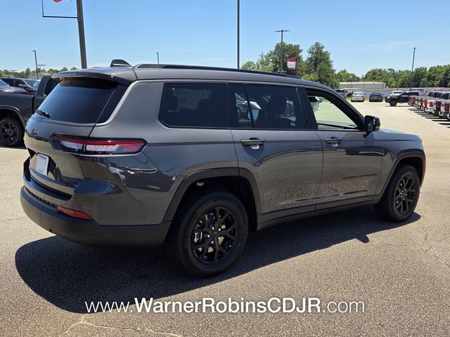 New 2026 Jeep Grand Cherokee L 2WD image 13