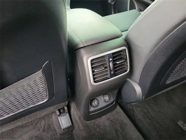Used 2022 Kia Sportage EX w/ EX Technology Package image 8