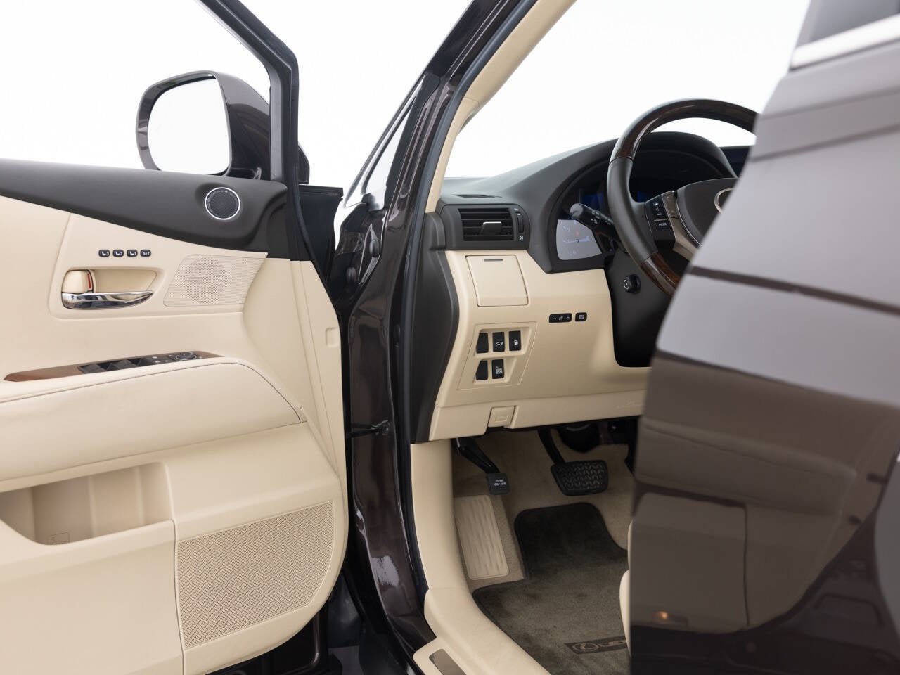 Used 2013 Lexus RX 350 AWD w/ Navigation Pkg image 24