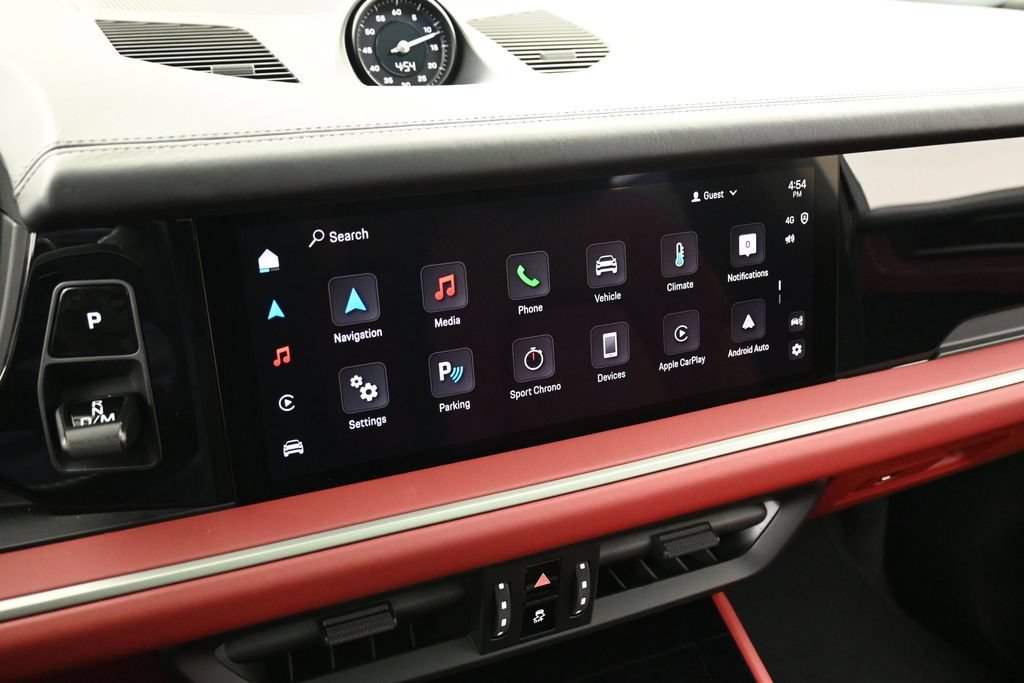 Certified 2025 Porsche Cayenne GTS AWD/4WD image 22