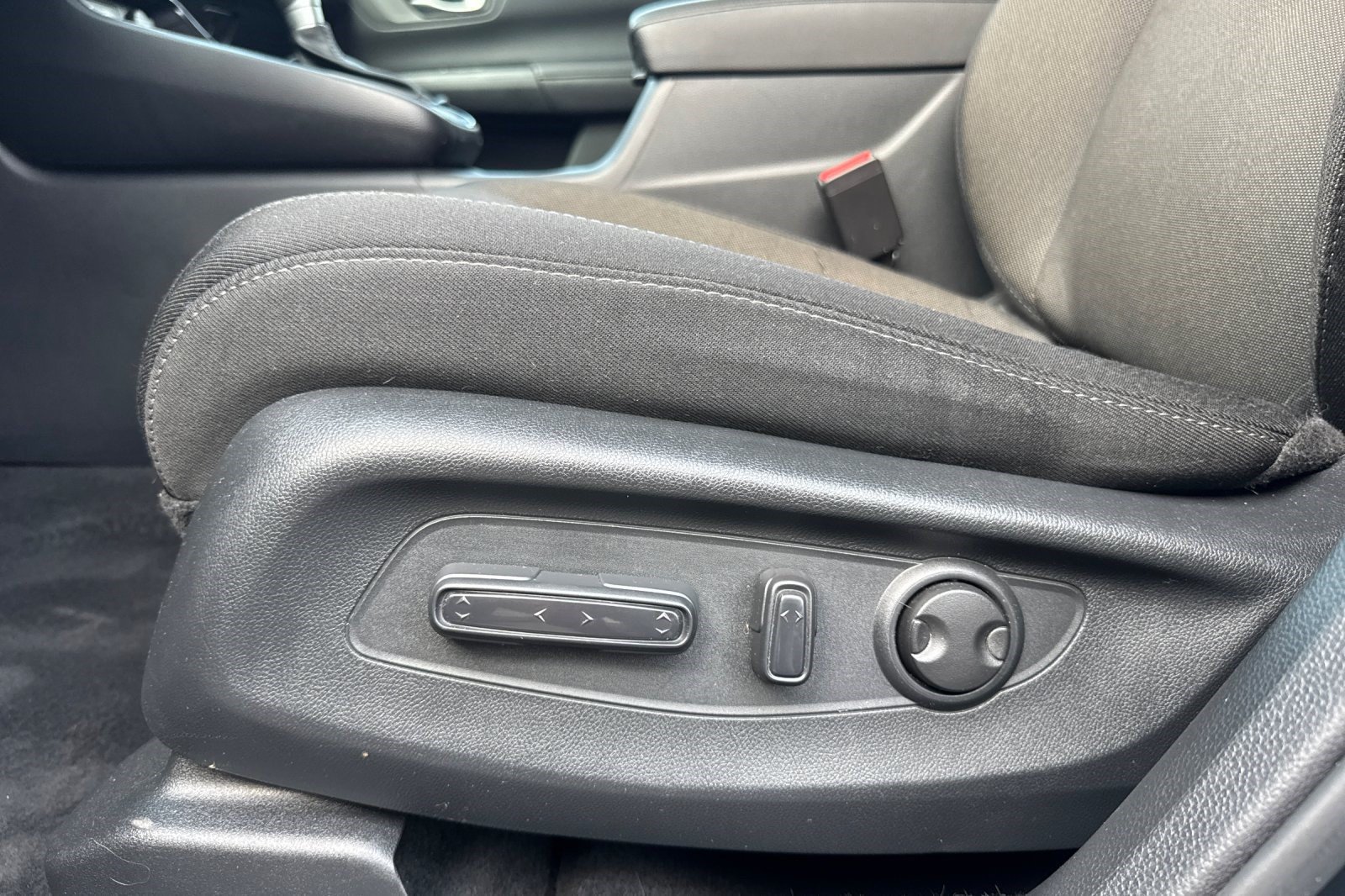 Used 2024 Honda CR-V EX image 15