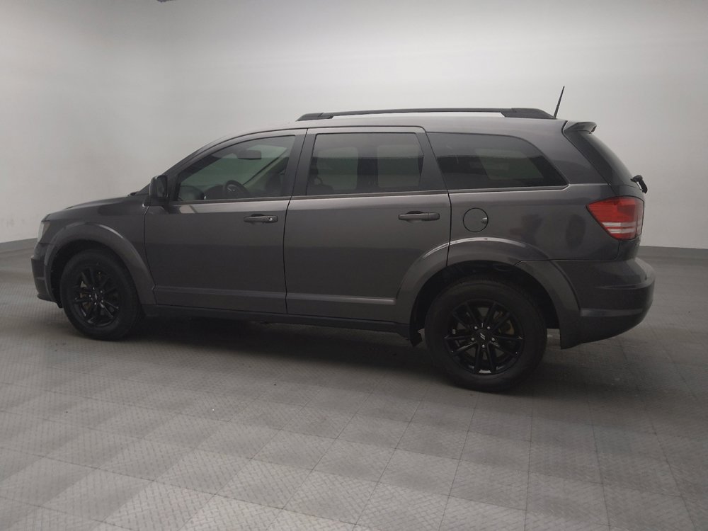 Used 2020 Dodge Journey SE w/ Blacktop Package FWD image 3
