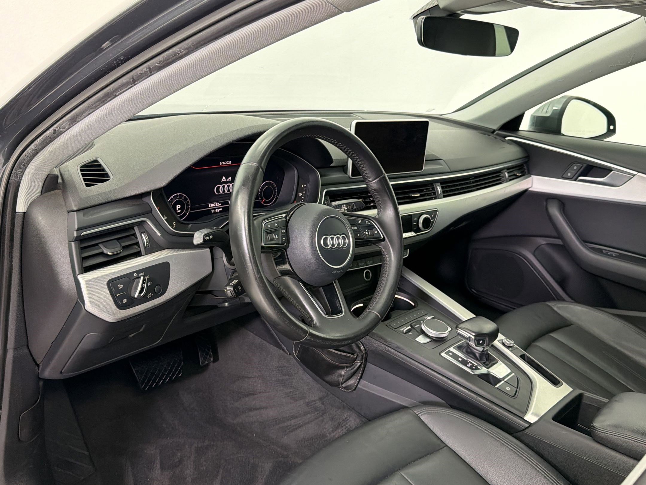Used 2017 Audi A4 2.0T Ultra Premium w/ Convenience Package FWD image 3