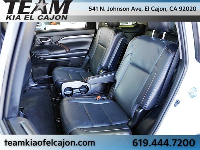 Used 2019 Toyota Highlander Limited FWD image 20