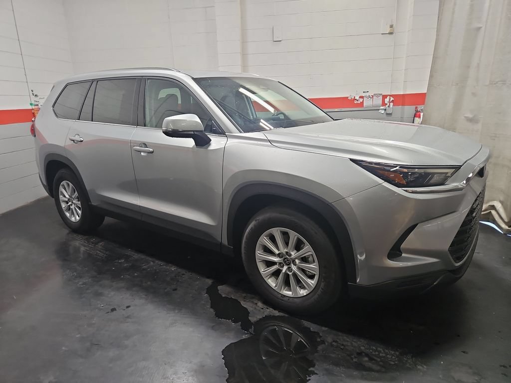 New 2026 Toyota Grand Highlander XLE FWD image 11