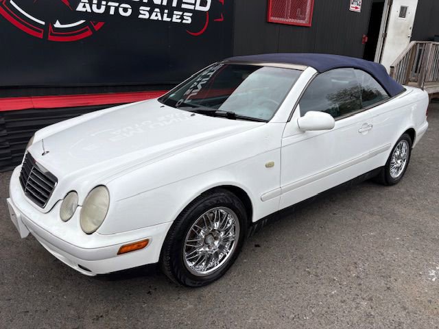 Used 1999 Mercedes-Benz CLK 320 Cabriolet image 2