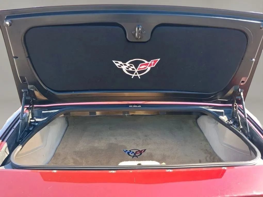 Used 2003 Chevrolet Corvette Convertible w/ Preferred Equipment Group1 RWD image 16