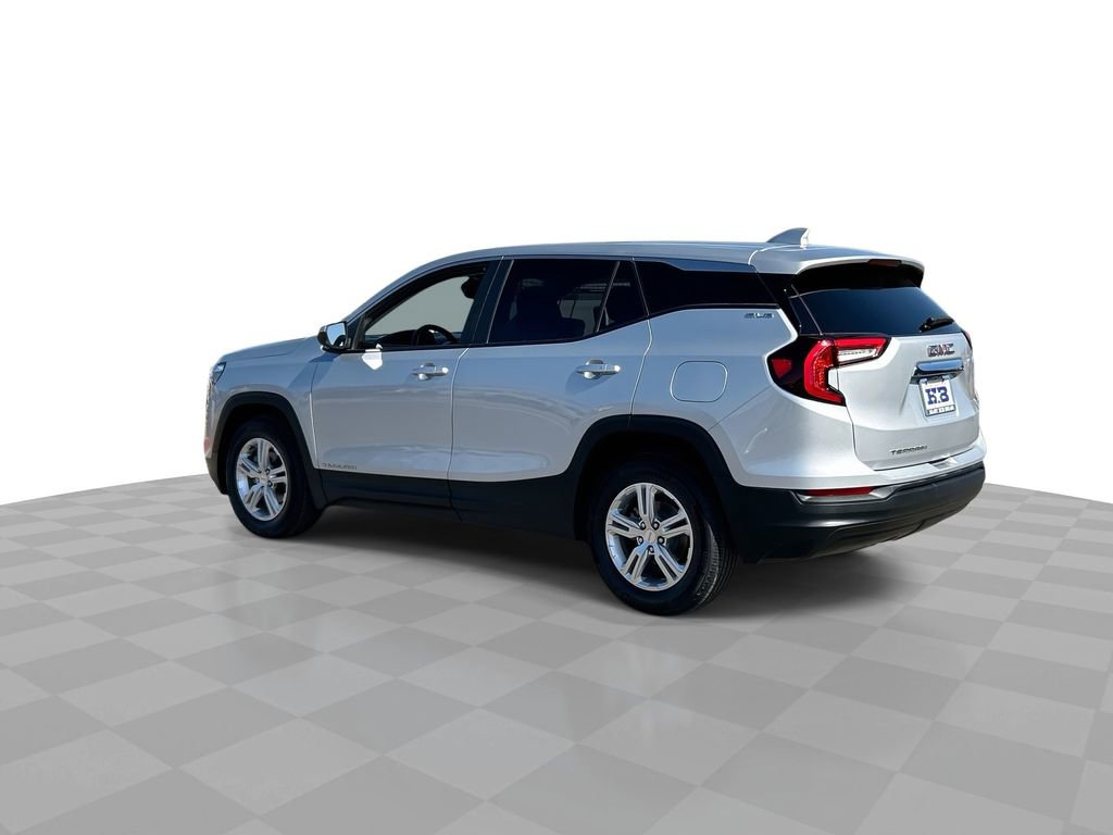 Used 2022 GMC Terrain SLE FWD image 6