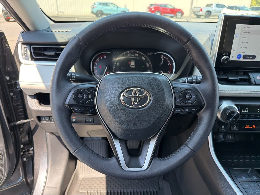 Used 2025 Toyota RAV4 XLE w/ Convenience Package AWD/4WD image 16