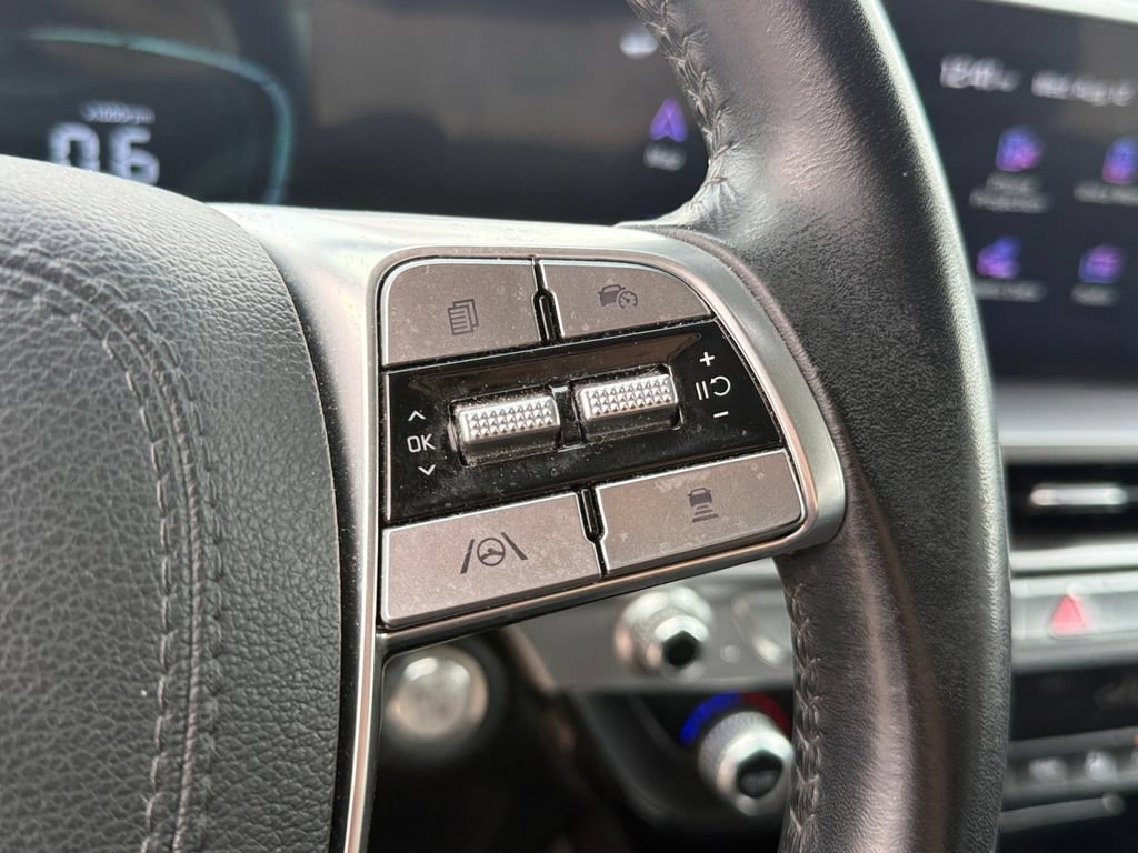 Used 2025 Kia Telluride S AWD/4WD image 18
