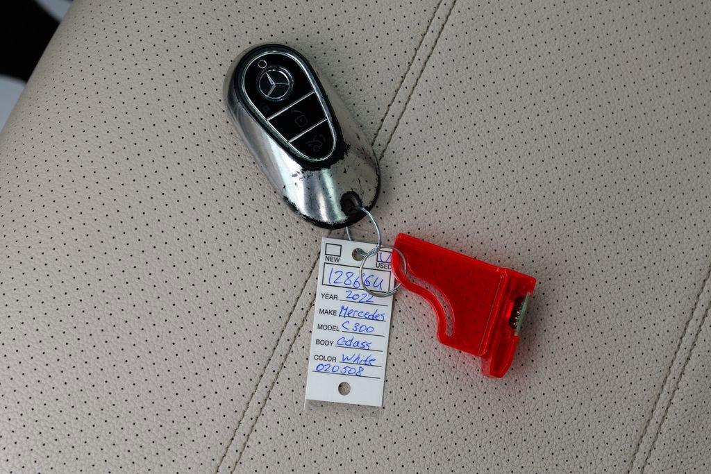 Used 2022 Mercedes-Benz C 300 4MATIC Sedan w/ Pinnacle Trim Package image 61