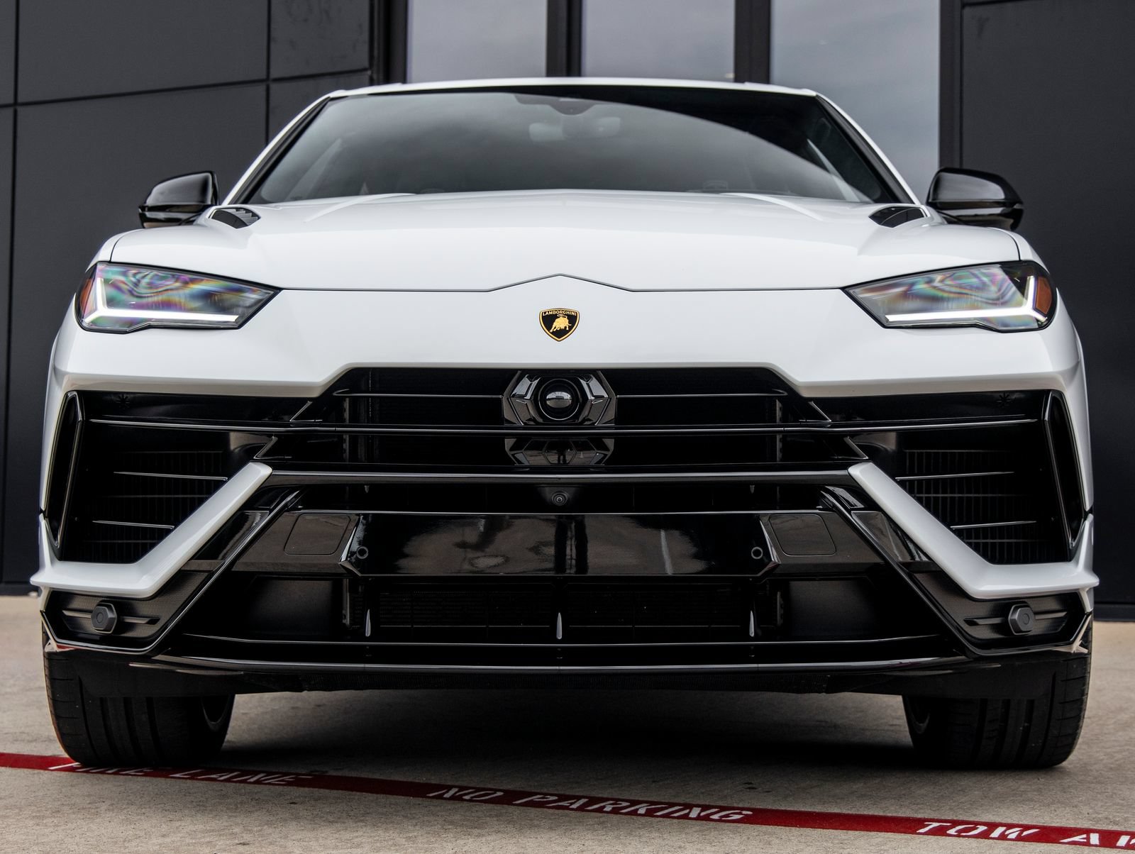 Used 2024 Lamborghini Urus S AWD/4WD image 4