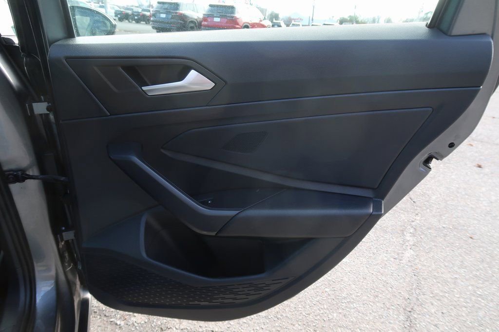 Used 2019 Volkswagen Jetta S image 33