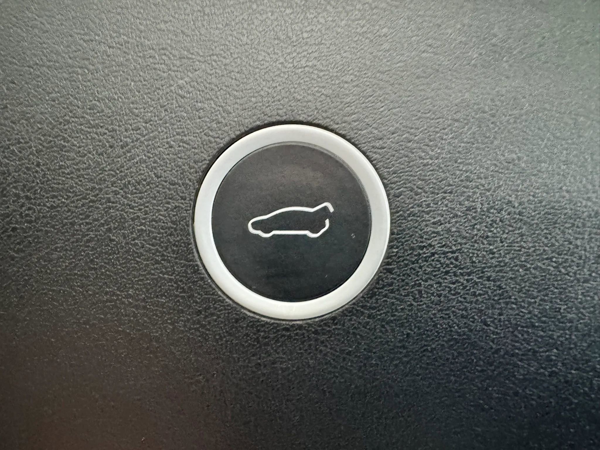 Used 2017 Tesla Model X 90D image 44