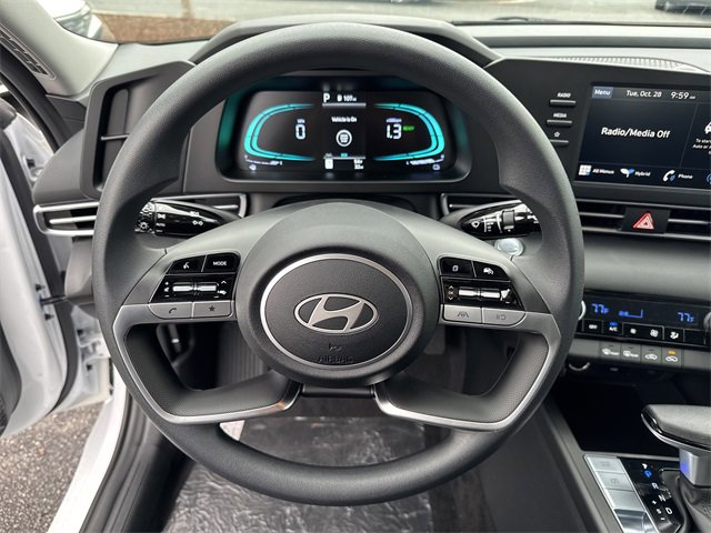 New 2026 Hyundai Elantra Blue image 23