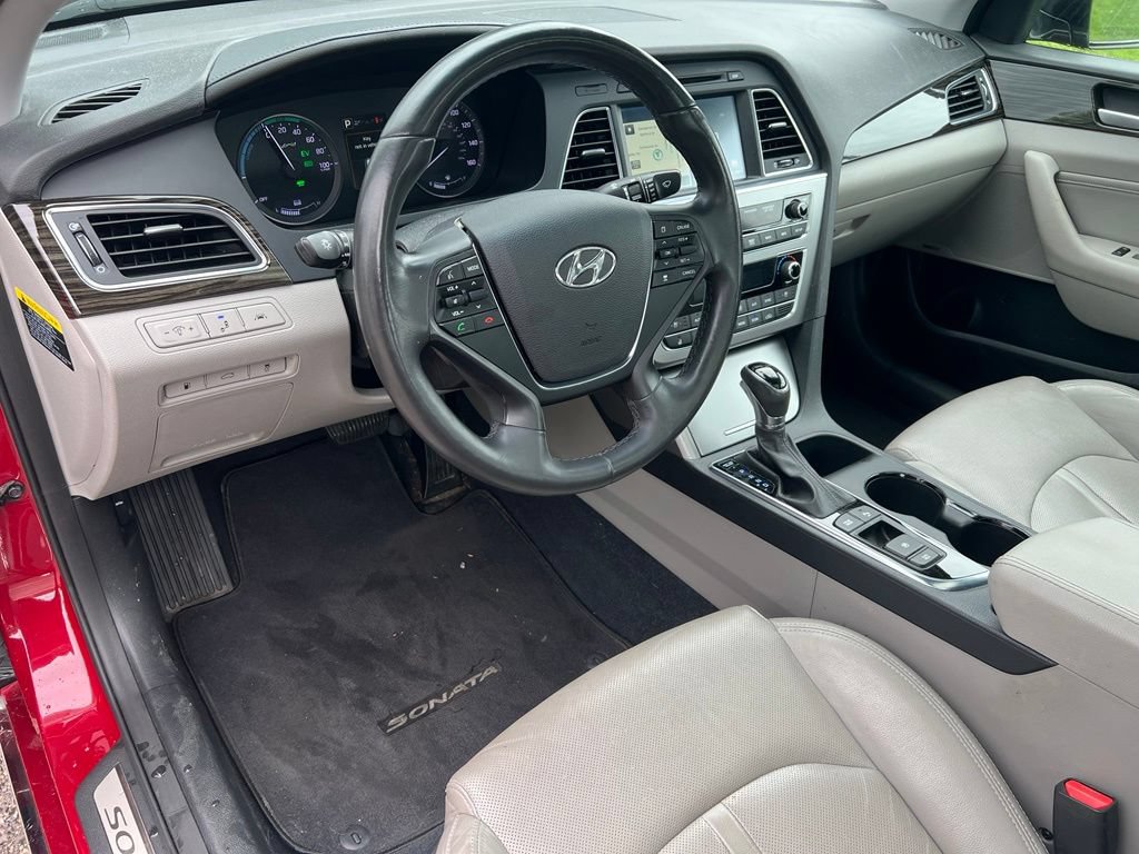 Used 2016 Hyundai Sonata Limited w/ Option Group 02 FWD image 20