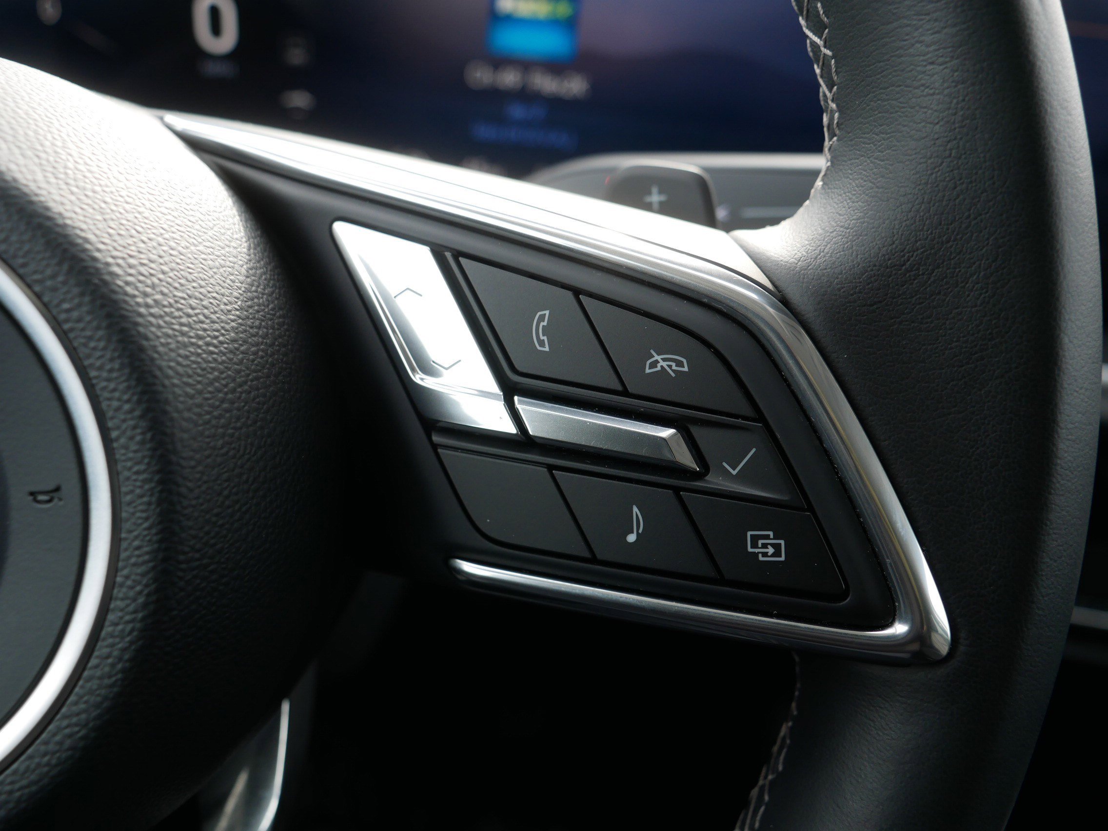 Certified 2025 Buick Envision Preferred image 29