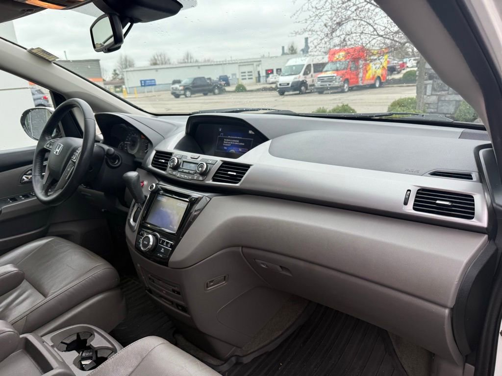 Used 2016 Honda Odyssey Touring image 28