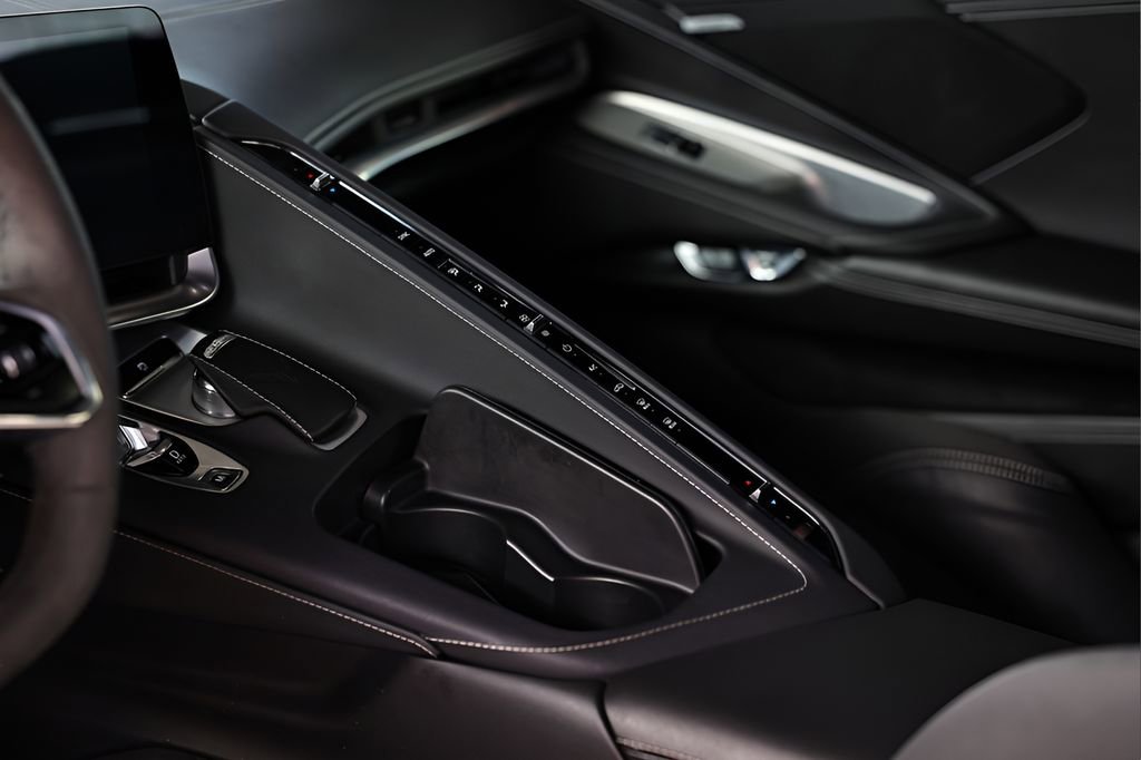 Used 2020 Chevrolet Corvette Stingray Coupe w/ 1LT image 36