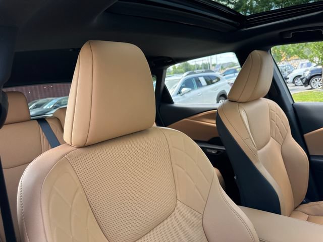 Used 2025 Lexus RX 350 Premium w/ Accessory Package (Z1) FWD image 37