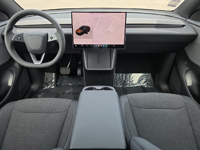 Used 2026 Tesla Model Y 2WD image 8