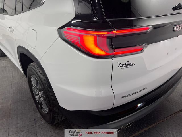 Used 2025 GMC Acadia Elevation image 13