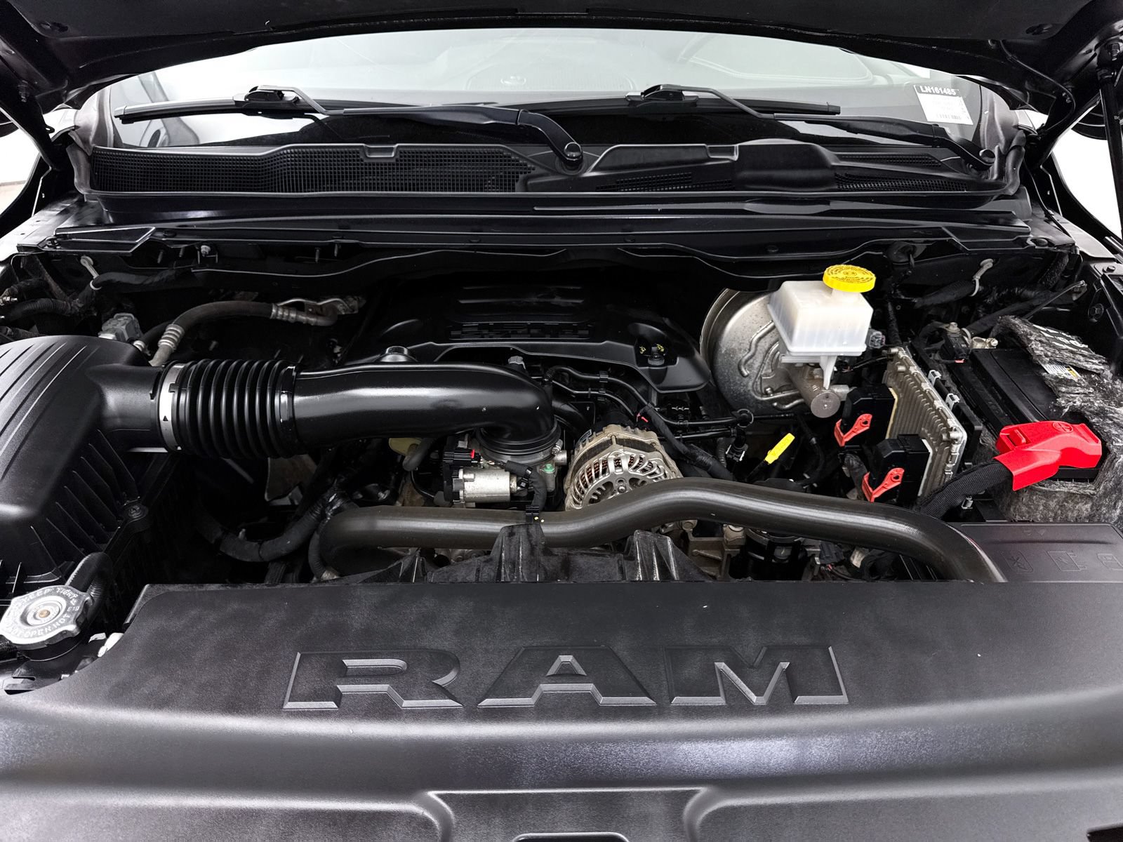 Used 2020 RAM 1500 Sport w/ Level 2 Equipment Goup w/2_L AWD/4WD image 12
