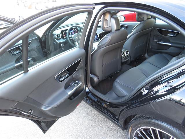 Certified 2022 Mercedes-Benz C 300 4MATIC Sedan image 21